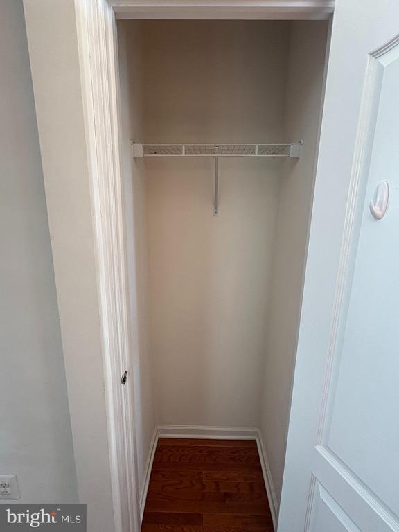 Building Photo - 43141 Whelplehill Terrace