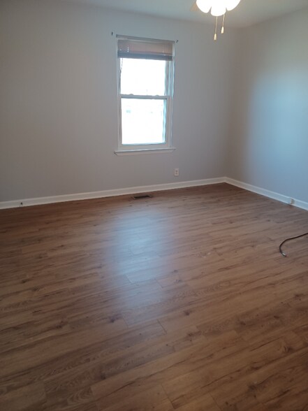 Building Photo - 3211 LUANN Dr