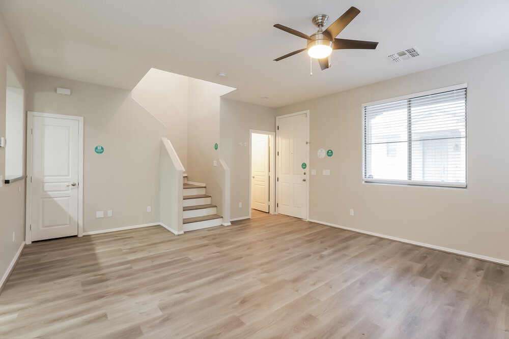 Building Photo - 7032 S 7th Ln