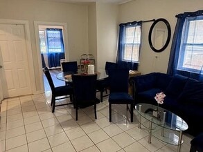 Building Photo - 44 W 54th St