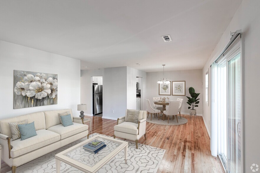 2BR, 1BA (830sqft) - Living/Dining Room - Newport Apartments