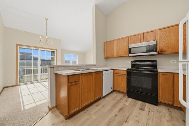 Building Photo - 417 Silverstone Dr