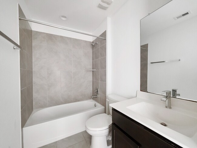 Building Photo - 29511 Ella Larchmont Ct