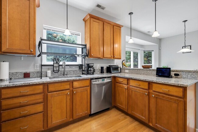 Building Photo - 8018 Presidio Ct