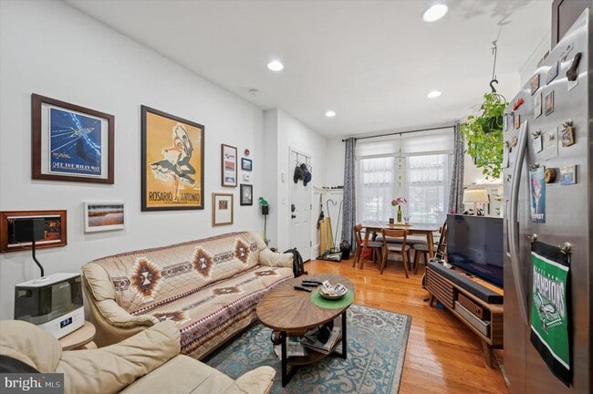Building Photo - 431 S 51st St