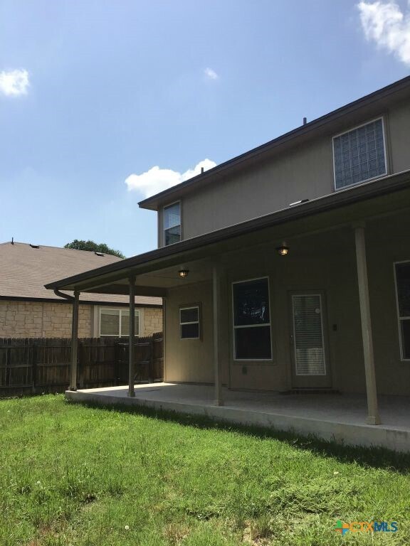 Building Photo - 3504 Lorne Dr