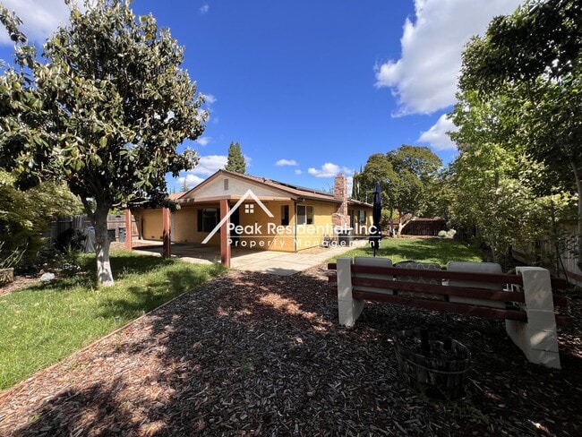 Building Photo - Wonderful 4bd/2ba Citrus Heights Home!