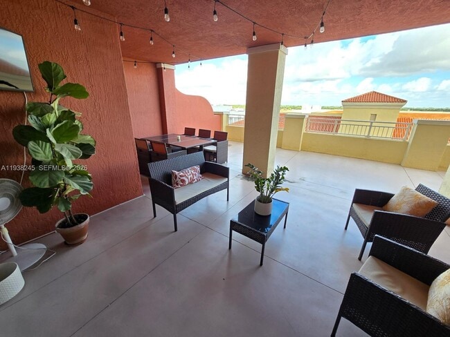 Building Photo - 7350 SW 89th St