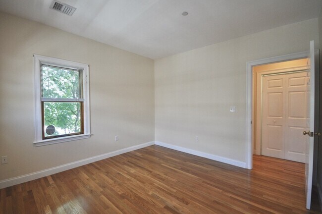 Building Photo - 34 Allston St