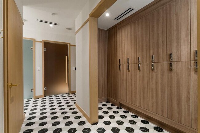 Building Photo - 3015 S Ysabella Ave