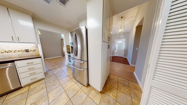 Building Photo - Shelton Woods Single Family