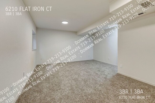 Building Photo - 6210 Flat Iron Ct