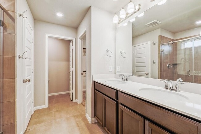 Building Photo - 17533 Rosette Grass Dr