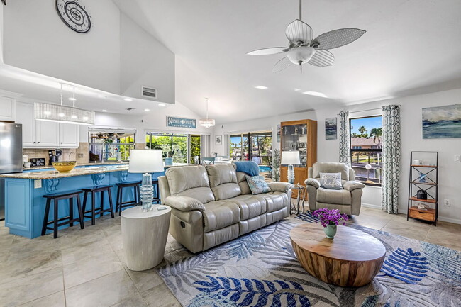 Building Photo - Furnished 4BR Waterfront Pool Home in Cape...