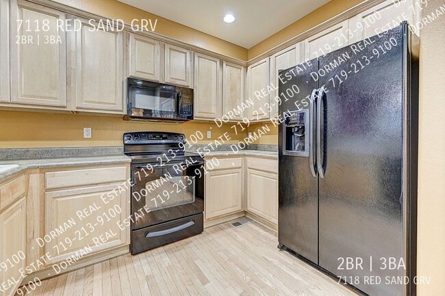 Building Photo - 7118 Red Sand Grove