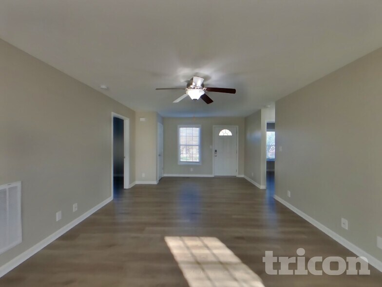 Building Photo - 504 Aurelia Lynn Dr