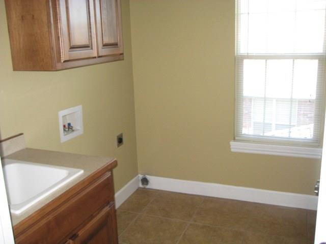 Building Photo - 15 Bluestem Ln