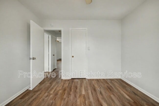 Building Photo - 3805 Pleasant Ave