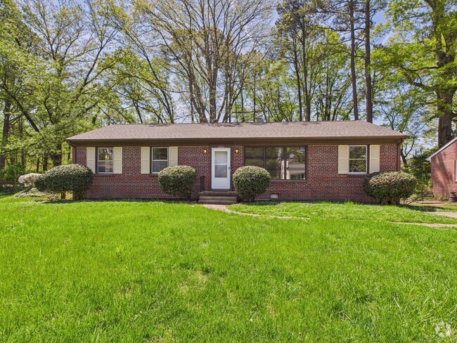 Building Photo - 8909 Avalon Dr