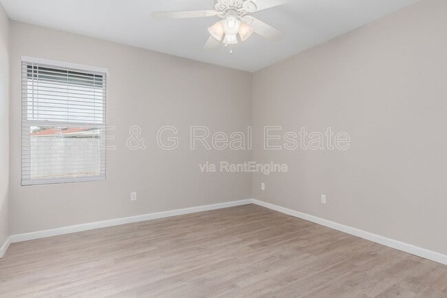 Building Photo - 4530 E Camino Cir