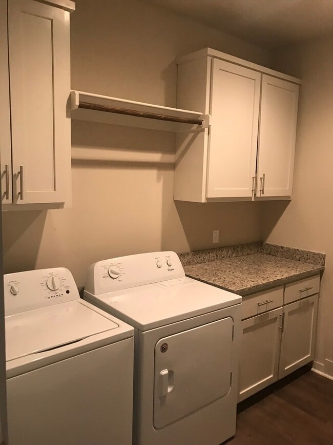 Building Photo - Stunning South Fayetteville Dwelling