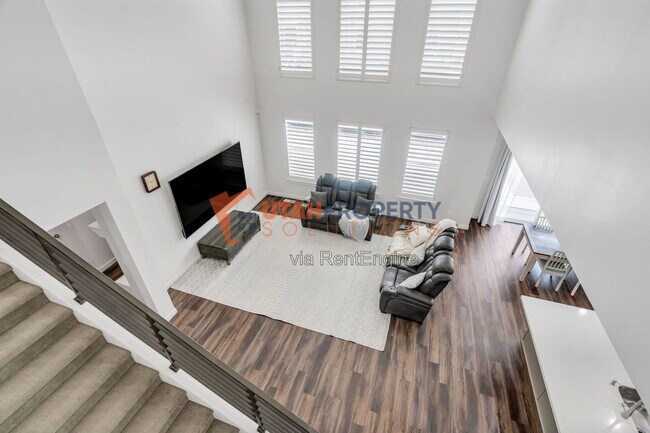 Building Photo - 213 W Prickly Pear Dr