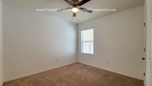 Building Photo - LOVELY 3 BEDROOM/2 BATH HOME WITH FENCED YARD! WILLOW WALK- PALMETTO!!!