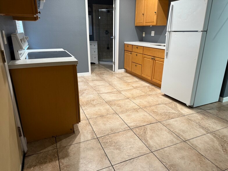 Building Photo - 1130 Oatgrass Way