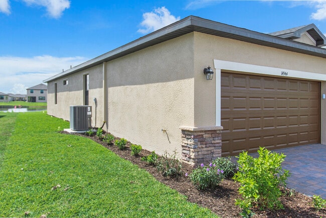Primary Photo - 14848 Portico Blvd