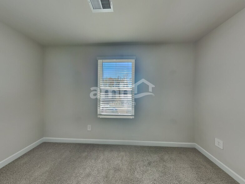 Building Photo - 542 Crowder Pl