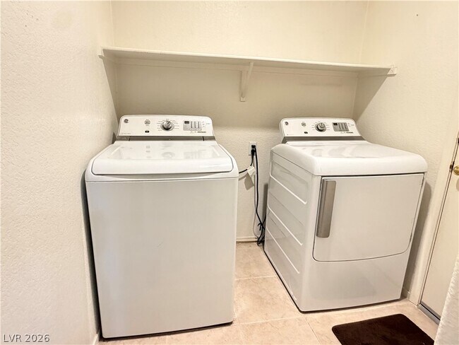 Building Photo - 7388 Standing Timber Way