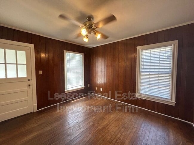 Building Photo - 3429 Beverly Pl
