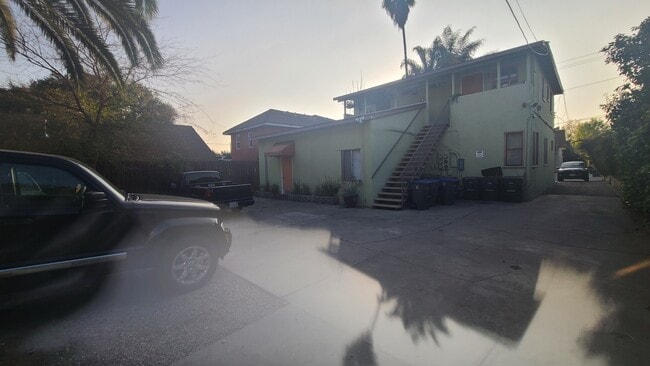 Building Photo - 426 N Michigan Ave