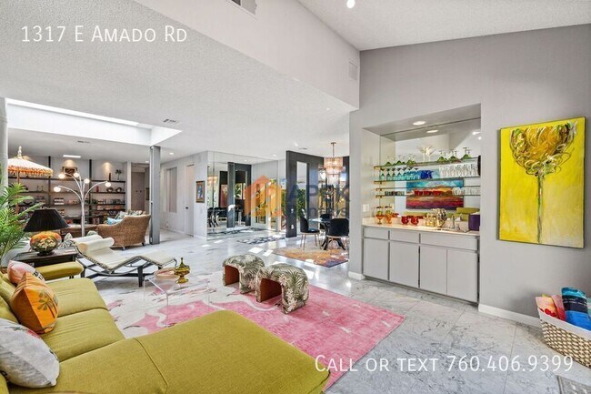 Building Photo - 1317 E Amado Rd