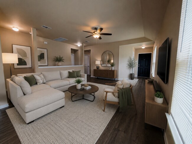 Building Photo - Pleasant 3 Bed / 2 Bath Home AVAILABLE NOW to rent in Ennis, TX