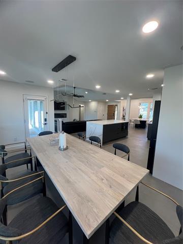 Building Photo - 1007 Kingston Dr