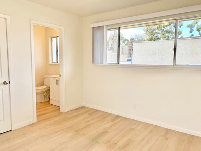 Building Photo - Port Hueneme | Hueneme Bay 55+ Community | 2 Bedroom + 2 Bathroom