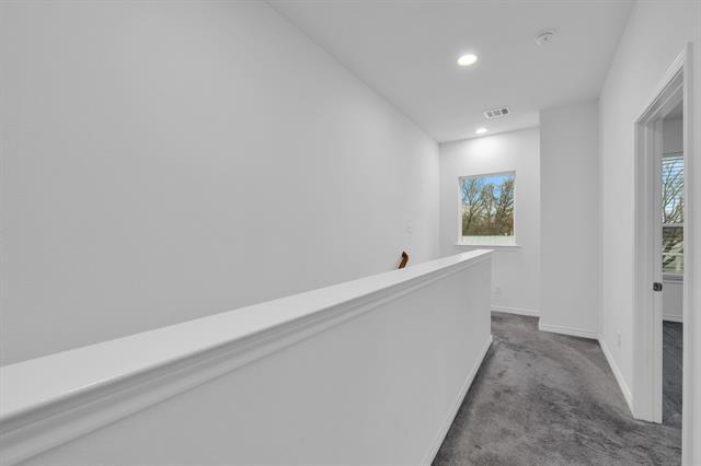 Building Photo - 2825 Stanley Ave