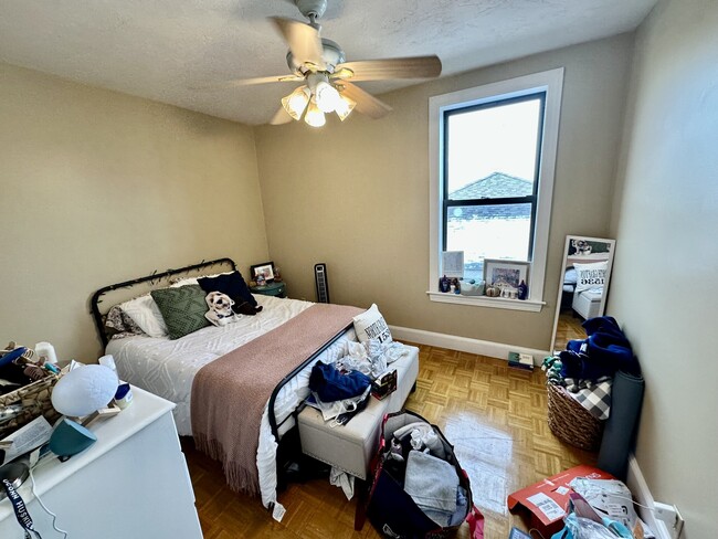 Building Photo - 17 Highgate St