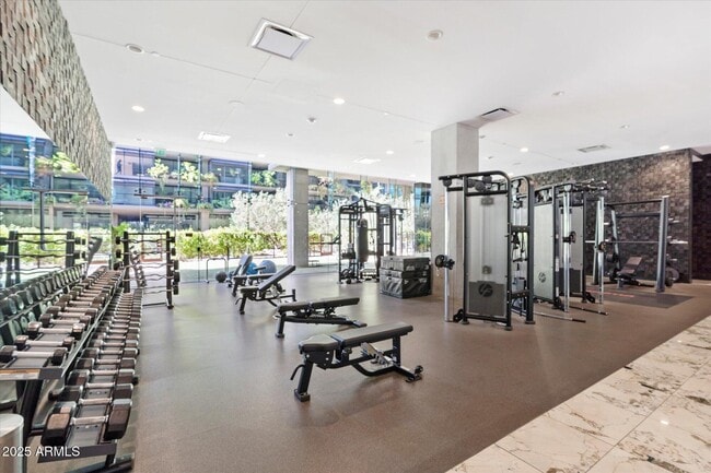 Building Photo - 7180 E Kierland Blvd