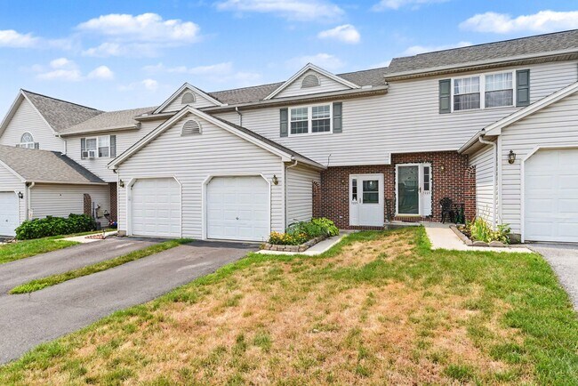 Building Photo - 7225 Capital Dr