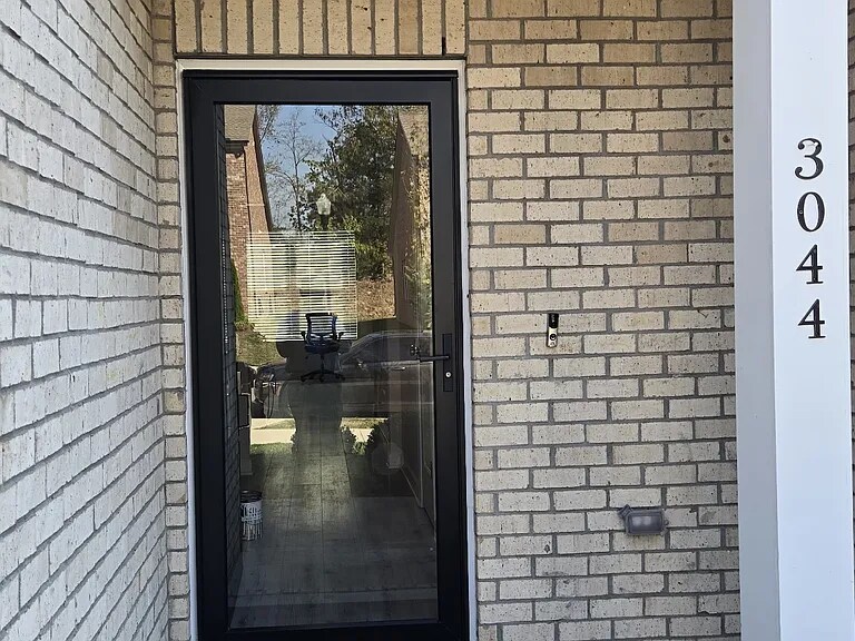 Building Photo - 3044 Duvall Dr