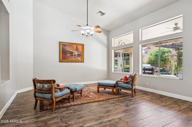 Building Photo - 758 S Lagoon Dr
