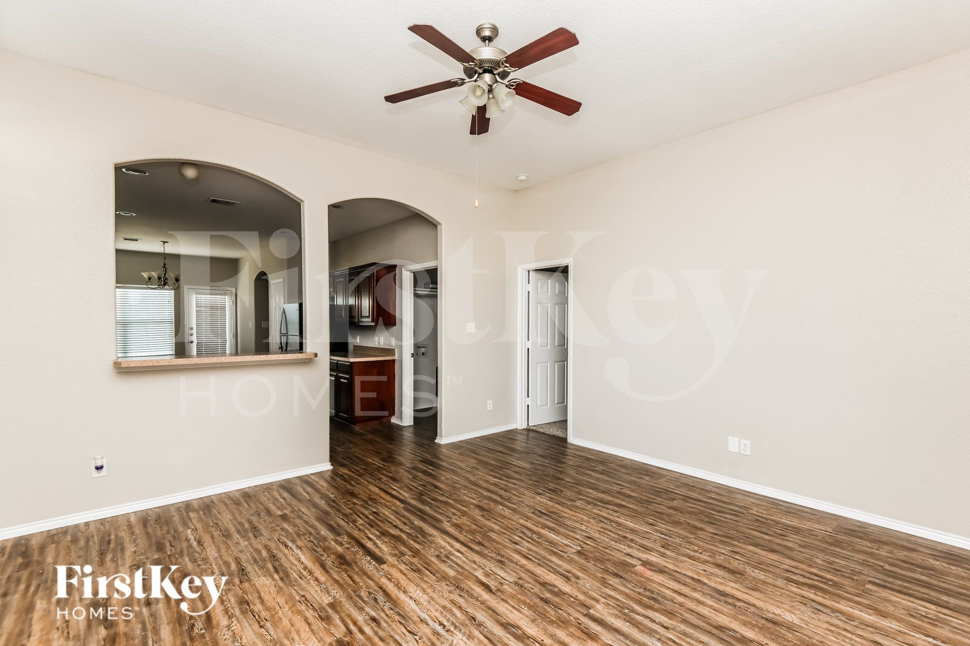 Building Photo - 5829 Parkview Hills Ln