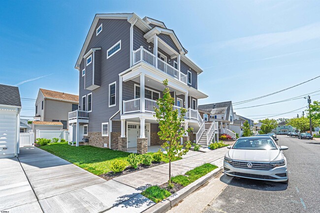 Building Photo - 111 N Belmont Ave