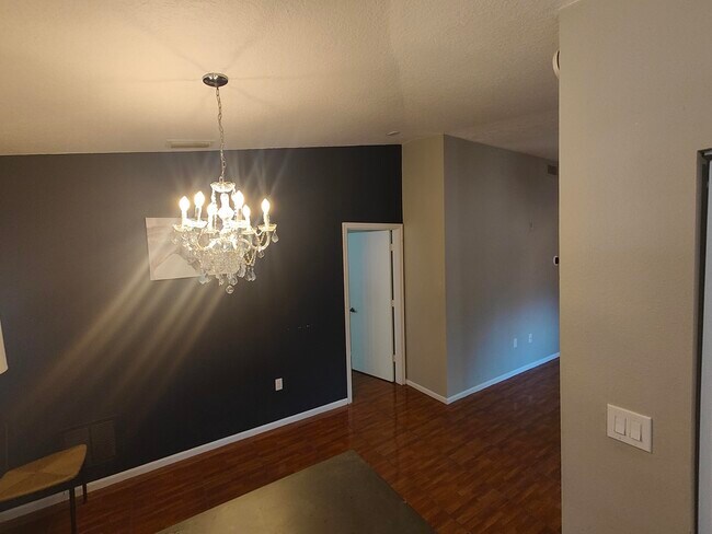 Building Photo - 3740 N Jog Rd