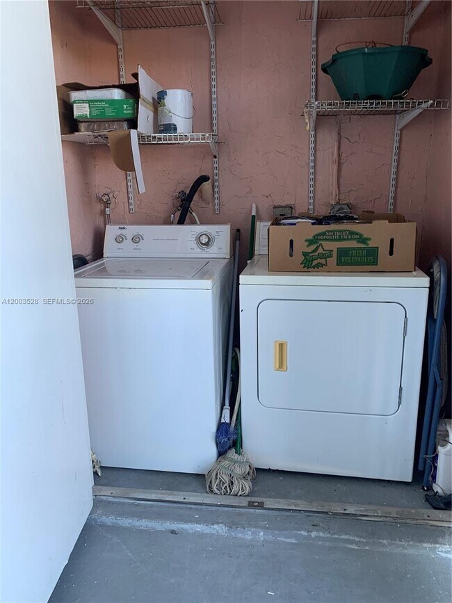 Building Photo - 8500 SW 212th St