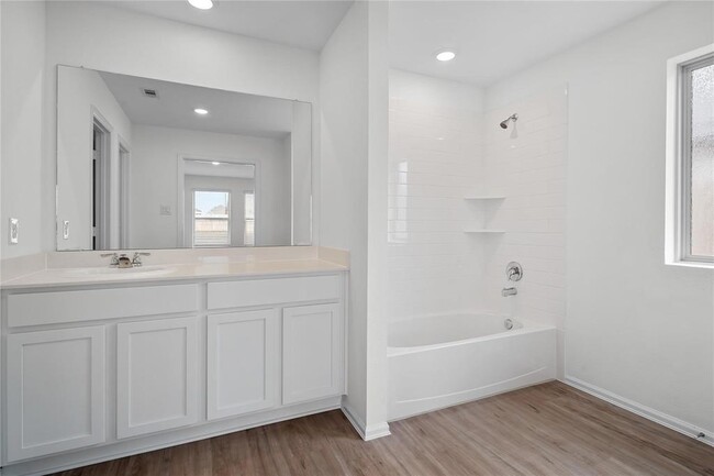 Building Photo - 5111 Sunvalley Bend Dr