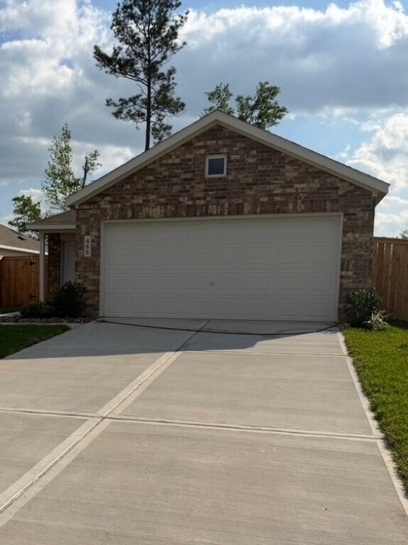 Building Photo - 486 Southern Magnolia Wy