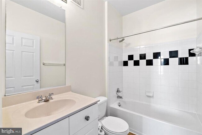 Building Photo - 11375 Aristotle Dr